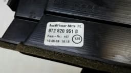 AUDI Audi A4 8K RHD Centre Air Vent 8T2820951B Right Hand Drive — thumbnail 4