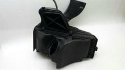 AUDI Audi A4 8K Airbox 8R0133843B Air Filter Box TFSI — thumbnail 1