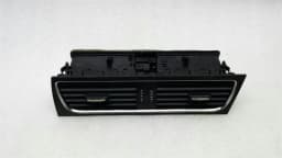AUDI Audi A4 8K RHD Centre Air Vent 8T2820951B Right Hand Drive — thumbnail 1