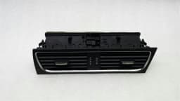 AUDI Audi A4 8K RHD Centre Air Vent 8T2820951B Right Hand Drive — thumbnail 5