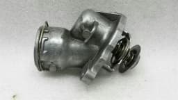 MERCEDES-BENZ Mercedes CL W216 Thermostat Housing A2732000215 THERMOSTAT HOUSING M273 — thumbnail 1