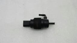 AUDI Audi A4 8K washer fluid pump 8K5955647 washer water pump — thumbnail 4