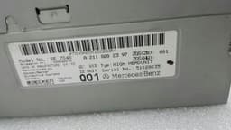 MERCEDES-BENZ Mercedes CLS W219 CD player A2118202397 audio system controller UNTESTED US model — thumbnail 6