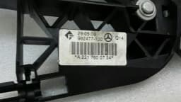 MERCEDES-BENZ Mercedes W221 door handle carrier rear A2217600734 door handle carrier keyless go — thumbnail 6