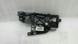 MERCEDES-BENZ Mercedes W221 door handle carrier rear A2217600734 door handle carrier keyless go — thumbnail 2