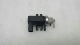 AUDI Audi A4 8K Vacuum Pump 1J0906627B Pressure Converter Vacuum Valve — thumbnail 1