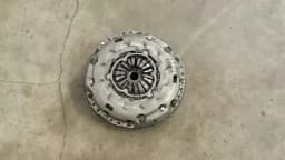 AUDI Audi A4 8K clutch set flywheel 03L105266BQ flywheel + clutch — thumbnail 1