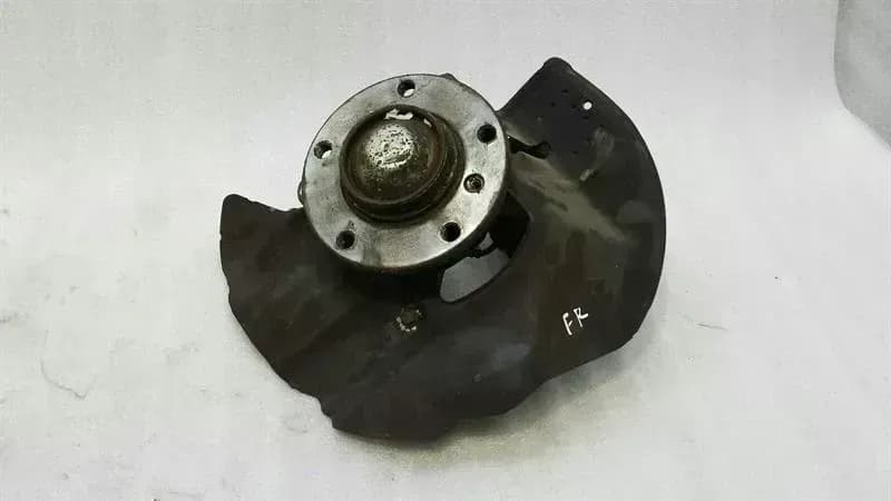 BMW Z4 E85 E86 Right Front Hub 1096430 Wheel Bearing Housing Knuckle Front Right