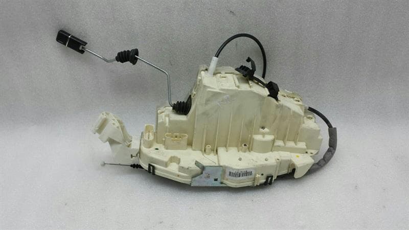MERCEDES-BENZ Mercedes S-class W221 door lock rear right A2217301235 door lock soft close