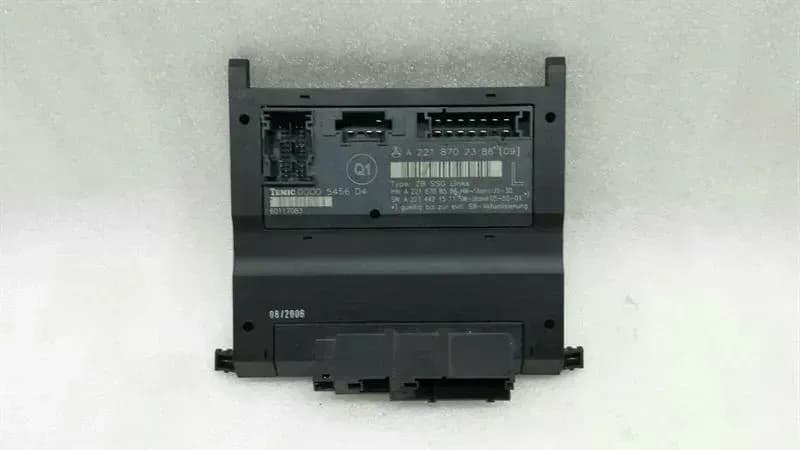 Mercedes S-Class W221 seat control unit left A2218702386 left seat control unit