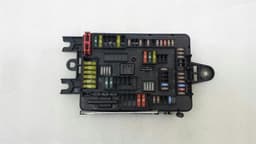 BMW BMW 3 series F30 F31 Fuse box 926111102 Sicherungskast — thumbnail 6
