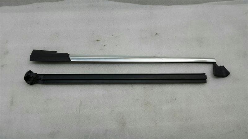 BMW BMW 6 Series E64 RRH Body Moulding 51377137604 Strip Rear Right
