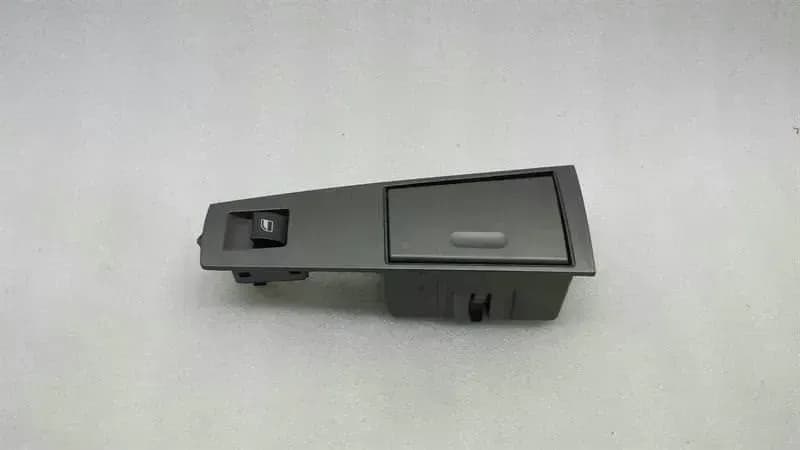 BMW 7 series E65 RRH Ashtray 7024490 Rear Right Ashtray