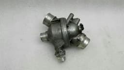 BMW BMW Z4 E85 E86 THERMOSTAT HOUSING 11997710 THERMOSTAT HOUSING — thumbnail 6
