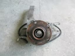 AUDI Audi S8 D2 4D rear right hub 4D0505432A rear right wheel bearing housing — thumbnail 1