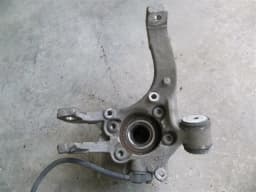 AUDI Audi S8 D2 4D rear right hub 4D0505432A rear right wheel bearing housing — thumbnail 3