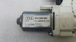AUDI Audi Q5 8r a4 8K a5 power window motor front right 8K0959802 door window motor — thumbnail 4