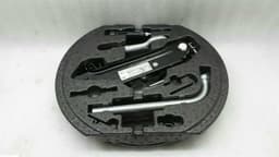 VW VW SCIROCCO 1K car jack 1K0012115F SPARE WHEEL TOOL KIT Golf 4D0012219A — thumbnail 3