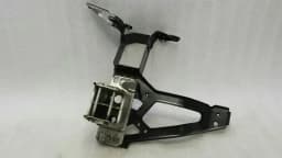 BMW BMW 5 Series E60 Front Left Bumper Bracket 7163483 Holder Bumper Left — thumbnail 1