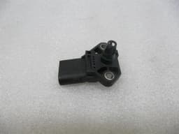 AUDI Audi Q5 8R Map Sensor 038906051C Boost Pressure Sensor — thumbnail 2