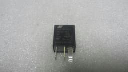 AUDI Audi Q5 8R relay for horn 8K0951253 relay for horn — thumbnail 3