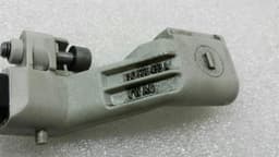AUDI Audi Q5 8R Pulse Generator Crankshaft 03C906433A Crankshaft Position Sensor — thumbnail 2