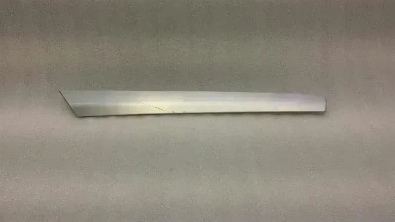 MERCEDES-BENZ Mercedes ML W164 FRH door veneer A1647200422 door strip front right