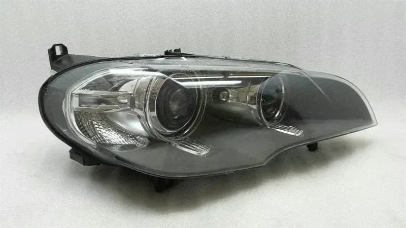 BMW BMW X5 E70 facelift right headlamp 7221894 headlight RHD xenon