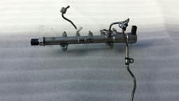 MERCEDES-BENZ Mercedes E Class W212 Injection Strip Pipe Distributor A6510700595 Fuel Rail — thumbnail 1