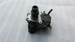 MERCEDES-BENZ 2010 MERCEDES E W212 W204 OM651 A6510700601 HIGH PRESSURE PUMP INJECTION PUMP — thumbnail 1