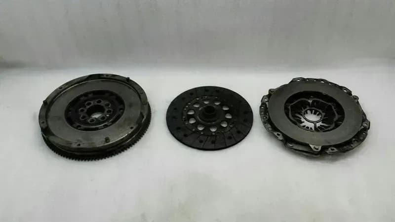BMW BMW Z4 E85 E86 Clutch Kit Flywheel 7837984 Flywheel + Clutch N52
