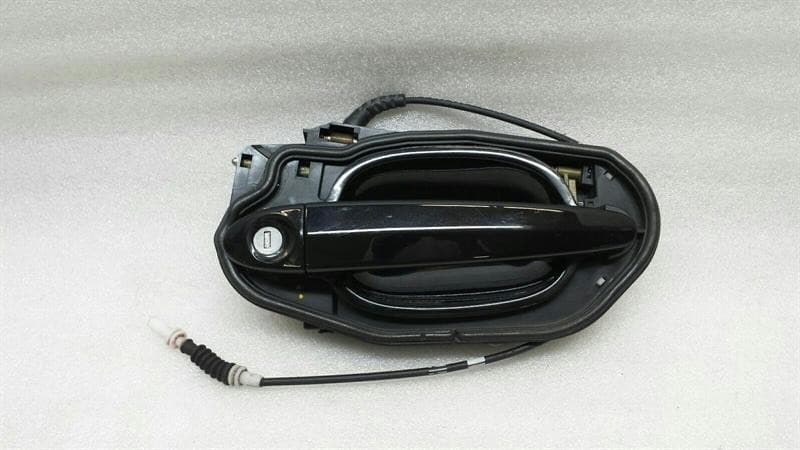BMW BMW 6 SERIES E63 RIGHT DOOR HANDLE 51217168948 RIGHT HAND DRIVE RHD