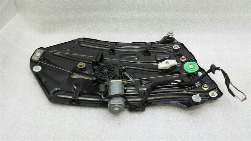 BMW BMW 3 Series E46 Left Rear Door Winder 8229593 Window Regulator Rear Left Convertible