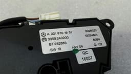MERCEDES-BENZ Mercedes S-Class W221 right seat switch A2218701951 seat switch right — thumbnail 10