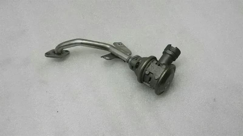AUDI Audi S5 8T Right EGR Valve 079131102A EGR Valve Right 4.2 V8
