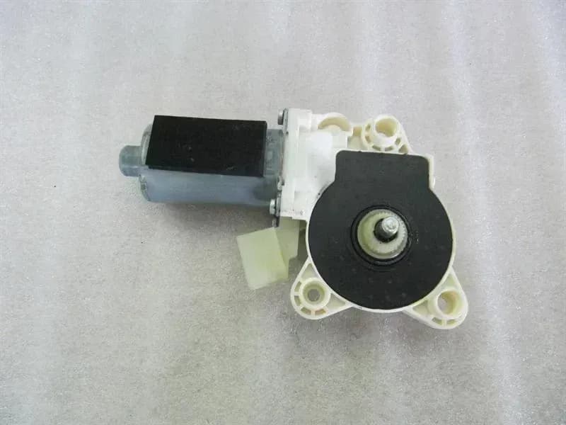 Mercedes CL W216 Right Window Motor A2168200142 Window Regulator Motor Right