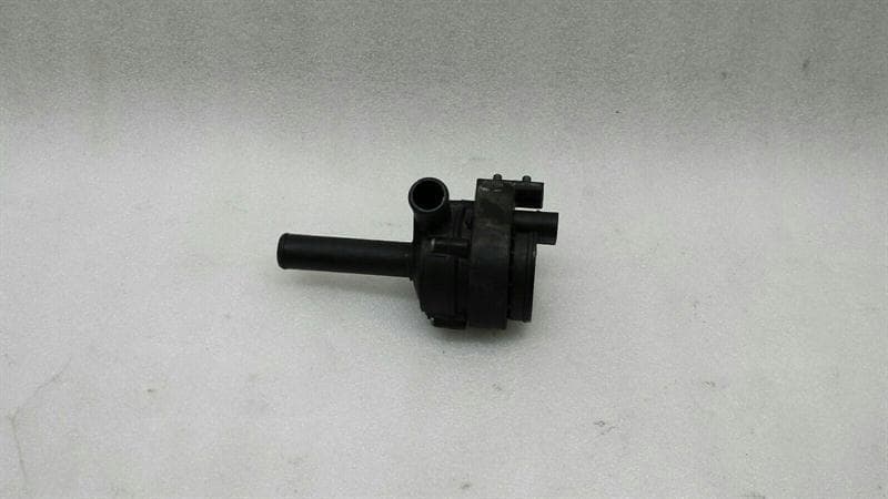 MERCEDES-BENZ Mercedes CL W216 additional cooling pump A2218300014 coolant pump pump