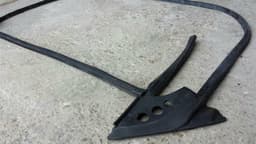 AUDI Audi S5 8T right door seal 8T0837912 door seals right — thumbnail 2
