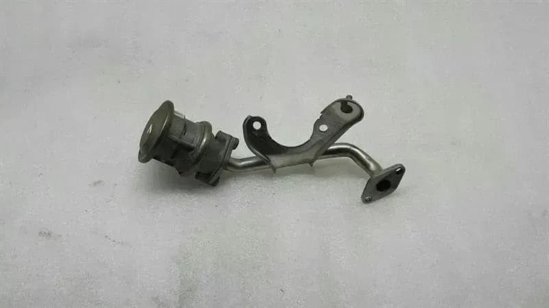 AUDI Audi S5 8T Left EGR Valve 079131101L EGR Valve Left