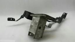 BMW BMW 5 Series E60 M5 front RHS bumper bracket bumper holder front right — thumbnail 8