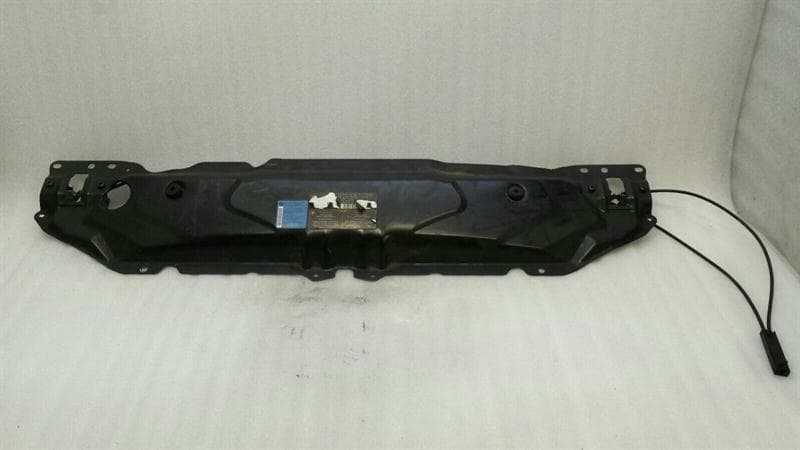 BMW BMW 5 Series E60 535i Front Panel 7183107 Lock Carrier Front Mask