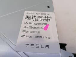 TESLA Tesla Model S 70 Navigation Monitor 1045006-03-A Sat Nav Display Picture Shirt — thumbnail 8