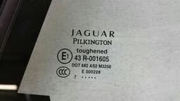 JAGUAR JAGUAR XKR XK X150 door window 1⁄4 rear left C2P15600 left rear 1⁄4 glass — thumbnail 3