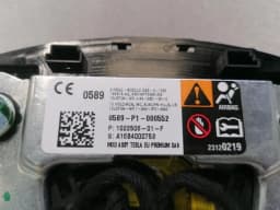 TESLA Tesla Model S 70 steering wheel module 1022506-01-F steering wheel module — thumbnail 6