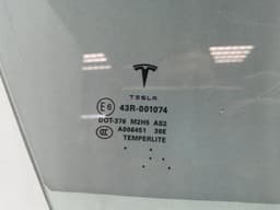 TESLA Tesla Model S 70 Right Front Door Glass 6006647-00-E Front Right Door Glass — thumbnail 6