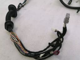TESLA Tesla Model S 70 Passenger Door Wiring Loom 1004419-00-P Passenger Door Wiring Harness — thumbnail 9