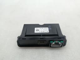 TESLA Tesla Model S 70 Park Brake Control Module 1007618-00-E Parking Brake Control Unit — thumbnail 4