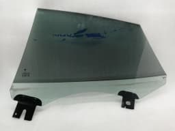 TESLA Tesla Model S 70 right rear door glass 6006571-00-D door window rear right — thumbnail 6