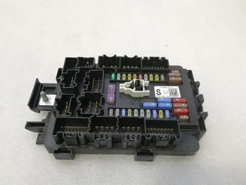 TESLA Tesla Model S 70 Fuse Box 1034409-00-A Fuse Box