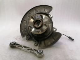 TESLA Tesla Model S 70 Right Rear Hub 1042507-00-B Wheel Bearing Housing Rear Right — thumbnail 1